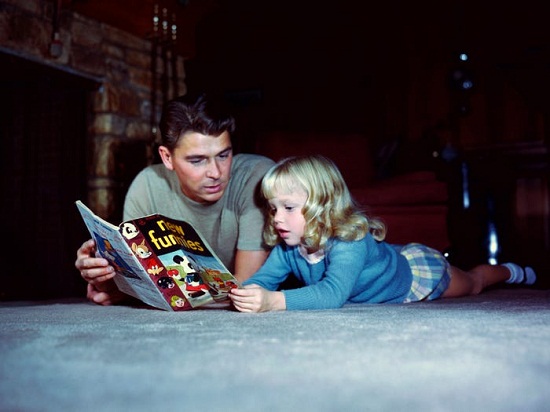Ronald Reagan with his daughter
