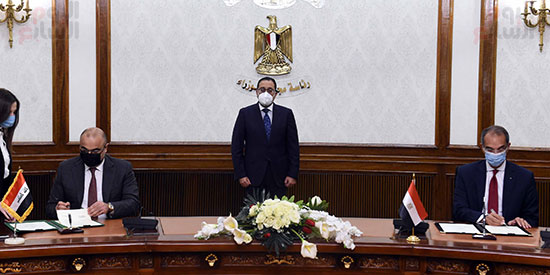 رئيس الوزراء يشهد توقيع مذكرة تفاهم بين مصر والعراق فى مجال الاتصالات (5)