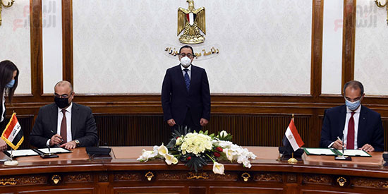 رئيس الوزراء يشهد توقيع مذكرة تفاهم بين مصر والعراق فى مجال الاتصالات (7)