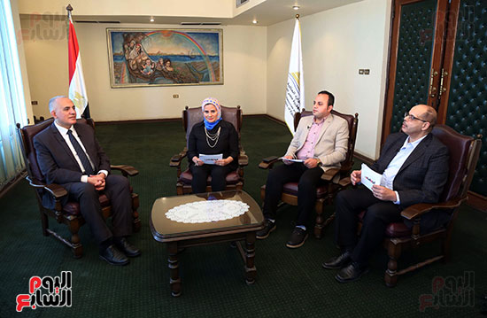 الدكتور محمد عبد العاطى وزير الموارد المائية والرى (8)