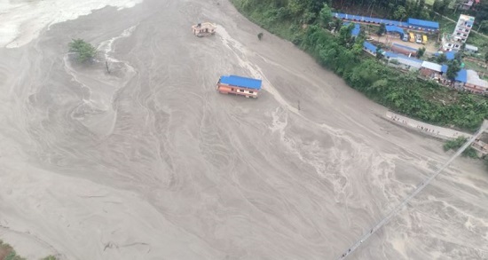 فيضانات نيبال