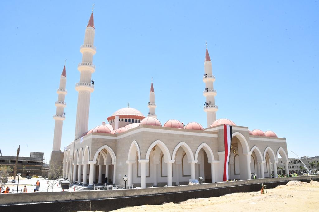 اول مسجد بمدينة العلمين الجديدة بالمنطقة التراثية
