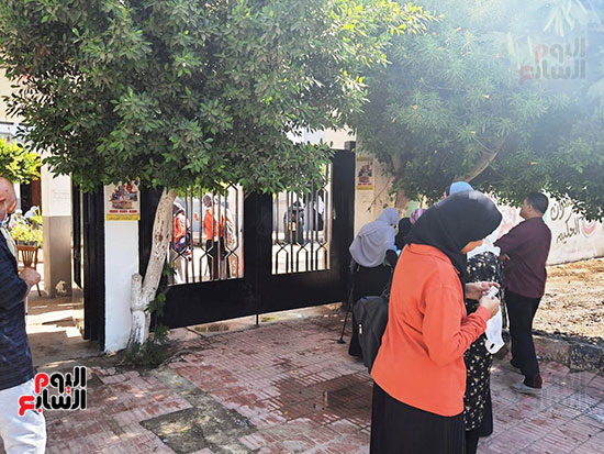 طلاب الثانوية الأزهرية  (6)