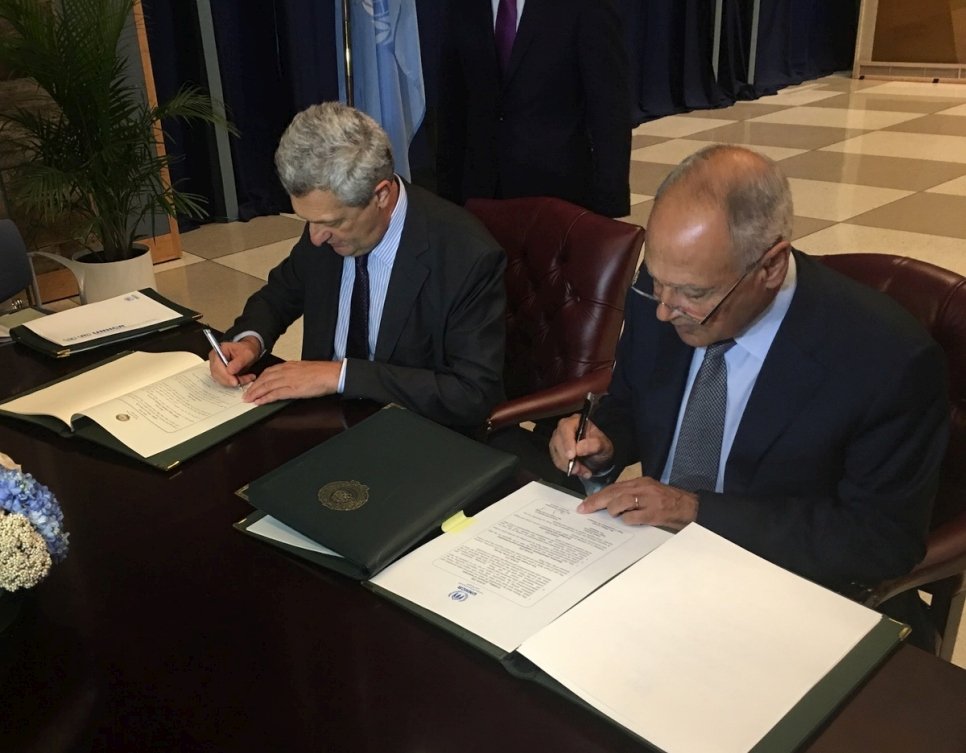 الأمين العام أحمد أبو الغيط يوقع اتفاقية تعاون مع مفوضية الأمم المتحدة لشئون اللاجئين
