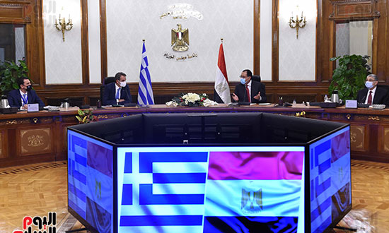 رئيس الوزراء يلتقى نظيره اليونانى  (3)