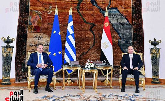 الرئيس السيسي يبحث مع رئيس وزراء اليونان (12)