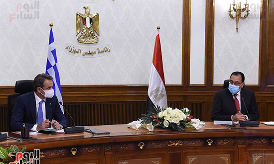 رئيسا وزراء مصر واليونان يترأسان جلسة مباحثات موسعة (9)