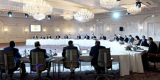 رئيس الوزراء يلتقى رؤساء اللجان النوعية بمجلس النواب (20)