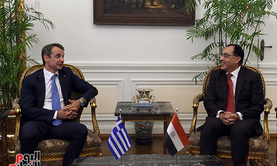 رئيسا وزراء مصر واليونان يترأسان جلسة مباحثات موسعة (4)