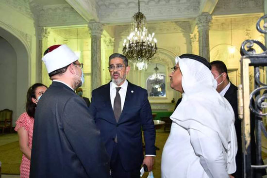 وزير الأوقاف ورئيس البرلمان العربى (2)