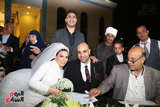 العروسان-حازم-حسين-وسهيلة-فوزي (38)