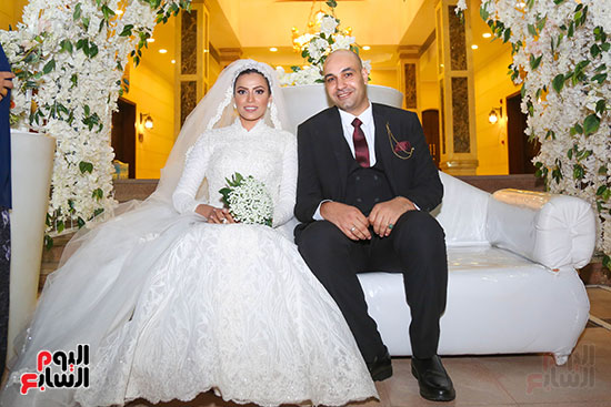 العروسان-حازم-حسين-وسهيلة-فوزي