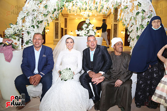 العروسان-حازم-حسين-وسهيلة-فوزي (31)