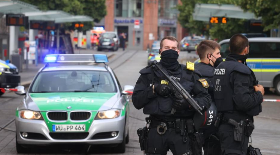 الشرطة الألمانية في محيط الحادث