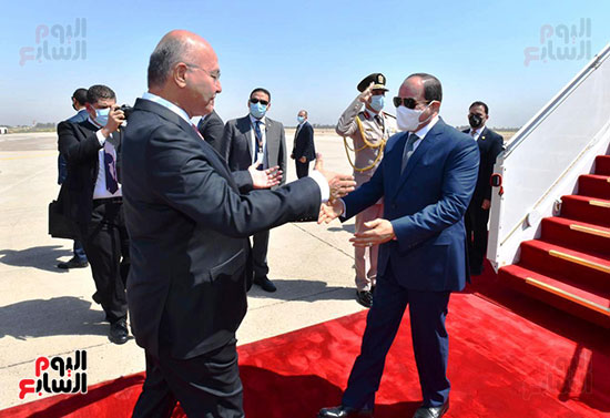 استقبال رسمي للرئيس السيسى في العراق (19)