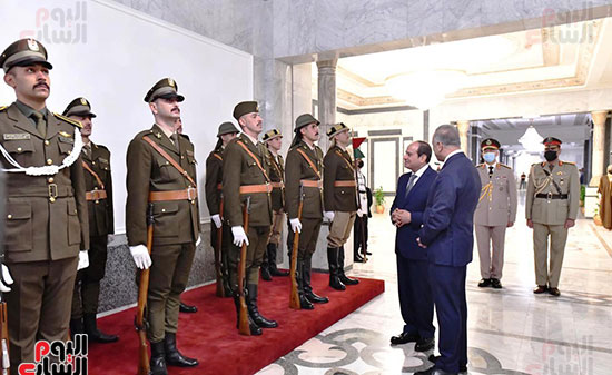 مراسم استقبال رسمية للرئيس عبد الفتاح السيسى (8)