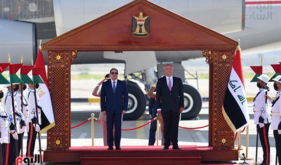 استقبال رسمي للرئيس السيسى في العراق (15)