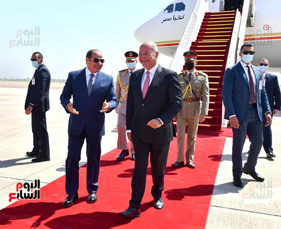 استقبال رسمي للرئيس السيسى في العراق (13)