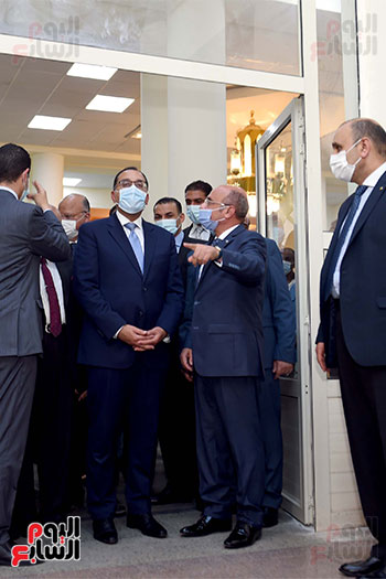 رئيس الوزراء يتفقد محكمة مصر الجديدة بعد تطويرها (13)