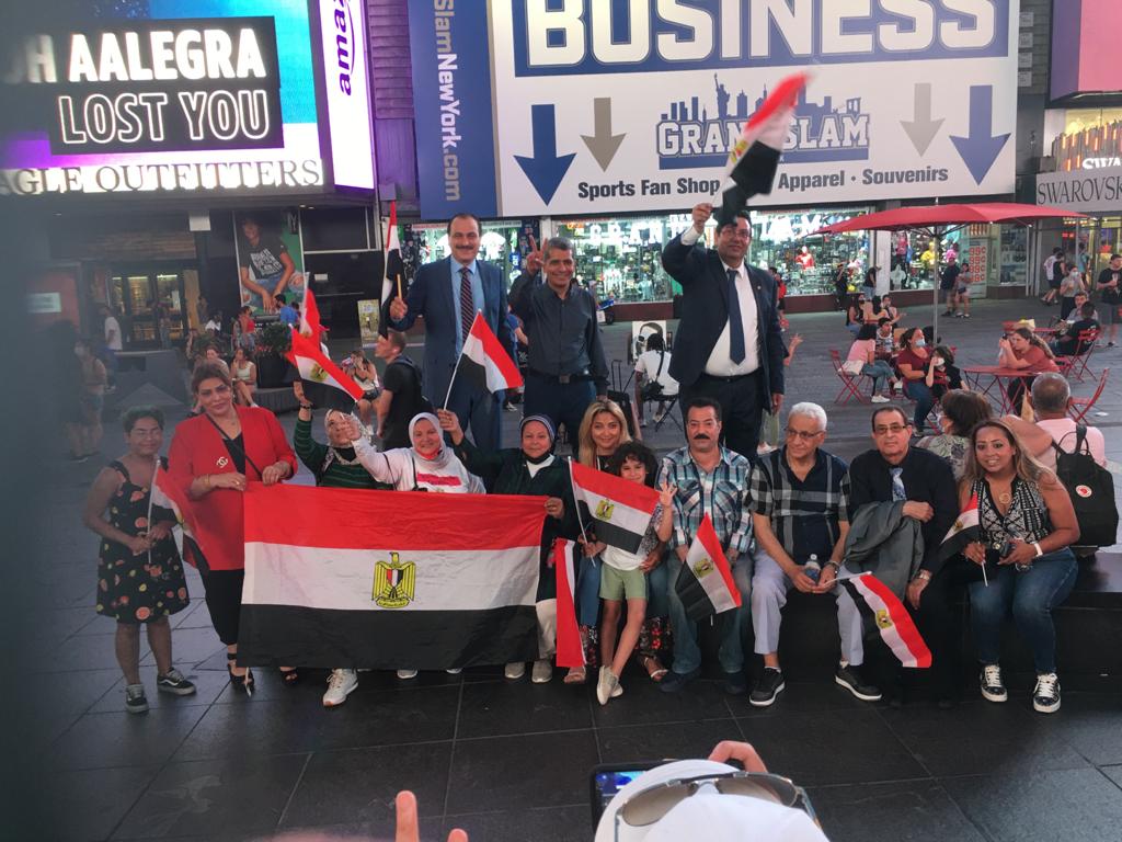 المصريون فى نيويورك يحتلفون بذكرى ثورة 30 يونيو