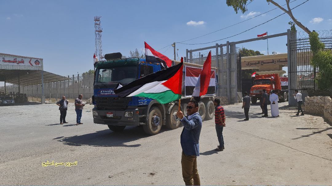 معدات وأطقم هندسية مصرية تدخل غزة لبدء إعادة الإعمار (4)
