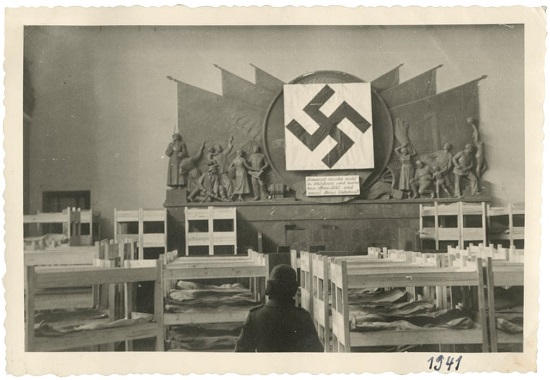 قاعة المؤتمرات في لينين هاوس عام 1941