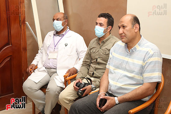تطوير قسم السمعيات وإنشاء وحدة طوارئ لمرضى القلب بمستشفى أم المصريين (7)