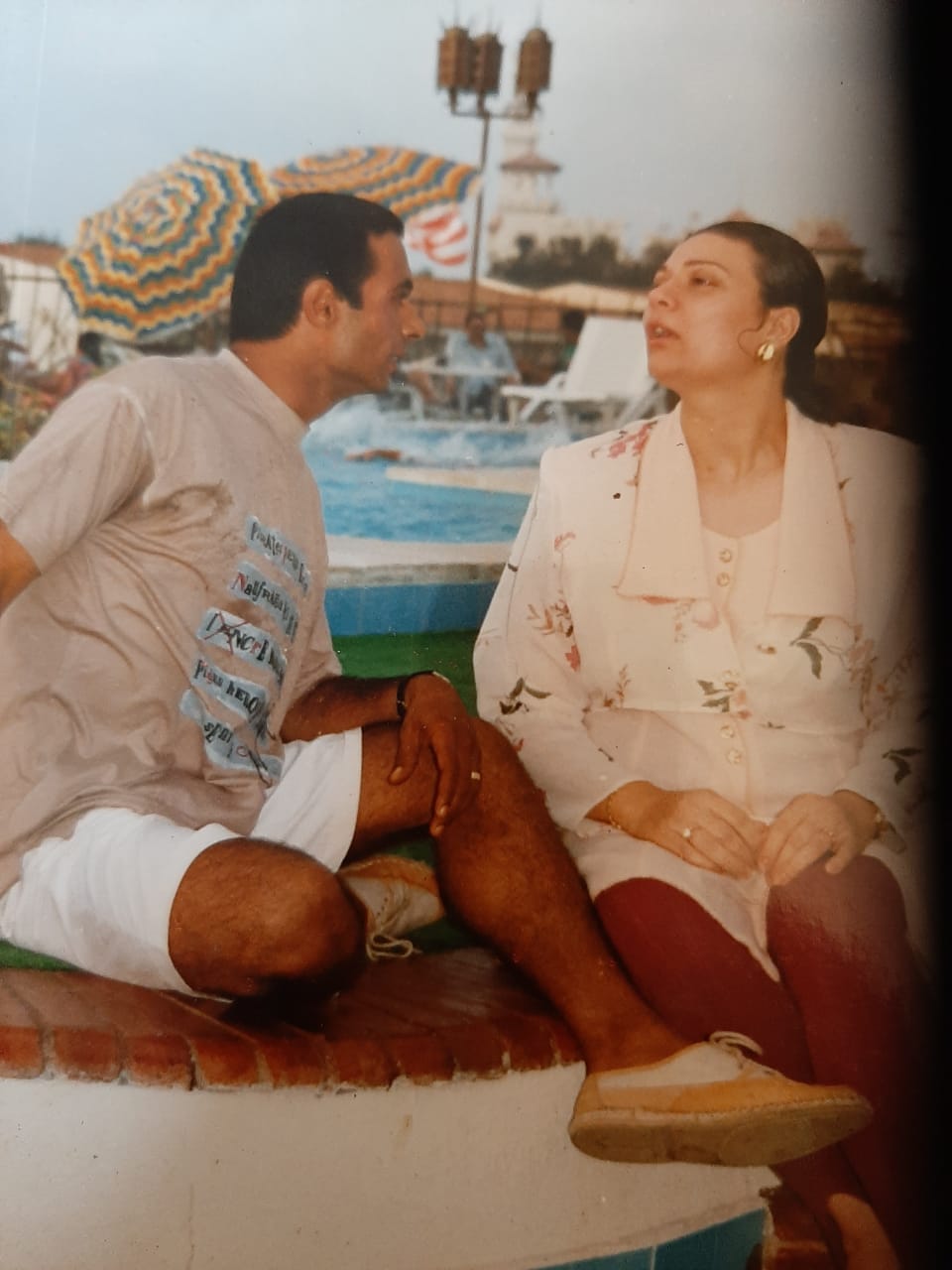 عبد الله محمود و زوجته (4)