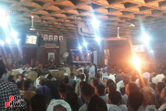تشييع جنازة 4 مصريين لقوا مصرعهم فى حرائق قبرص (7)