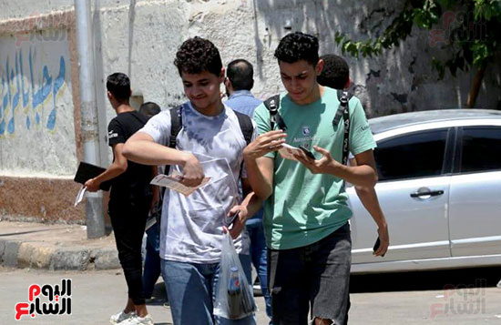 طلاب الثانوية العامة (12)