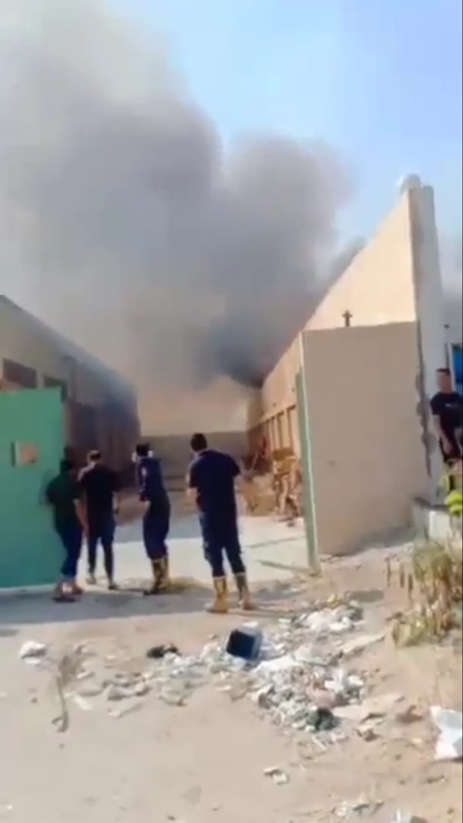 نشوب حريق في مصنع منسوجات بالعاشر من رمضان 03