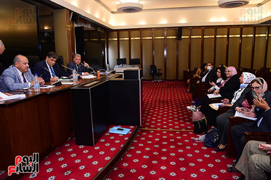 أجتماع لجنة الصحة بمجلس النواب برئاسة الدكتور أشرف حاتم (8)