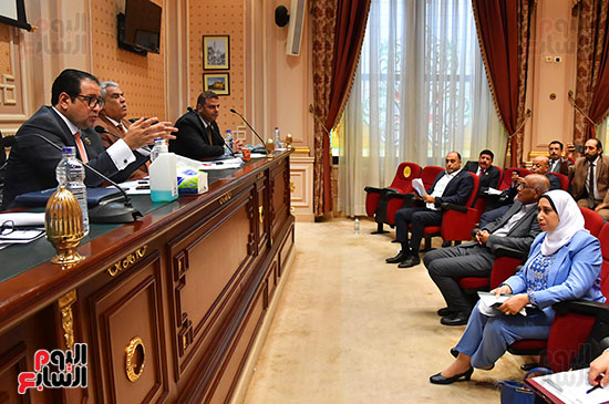 اجتماع لجنة النقل برئاسة النائب علاء عابد  (7)