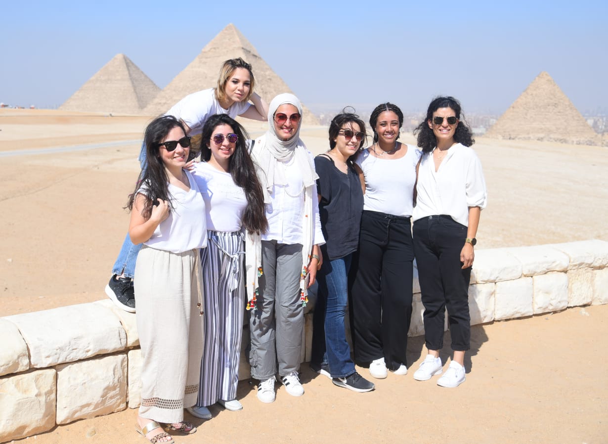 زيارة للوفد الشبابي المصري واليوناني والقبرصي لمنطقة الأهرامات ومتحف الحضارة (7)