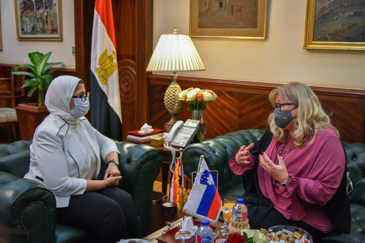 وزيرة الصحة وسفيرة دولة سلوفينيا بالقاهرة