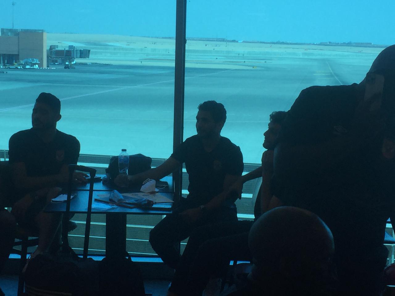 لاعبي الاهلي في مطار القاهرة (2)
