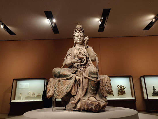 معرض ازياء المتحف الوطنى في الصين (6)