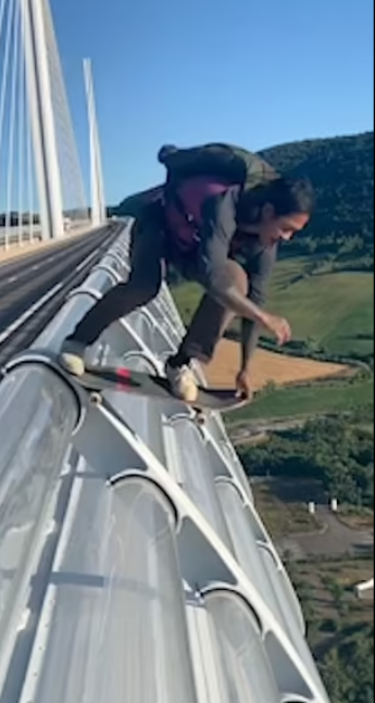 التزلج على الجسر