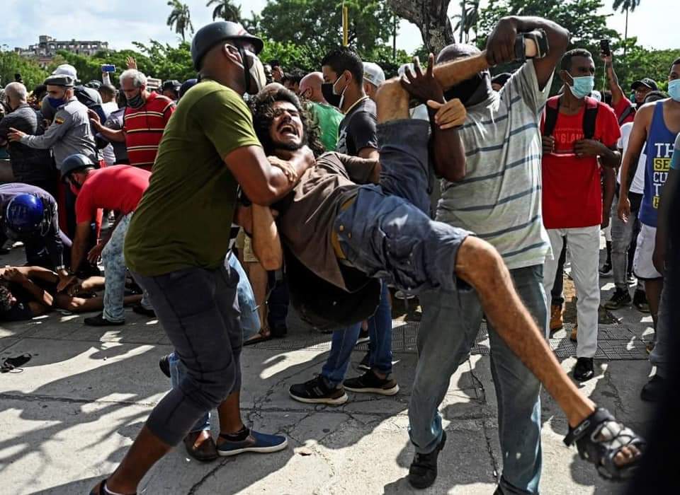 العنف فى كوبا