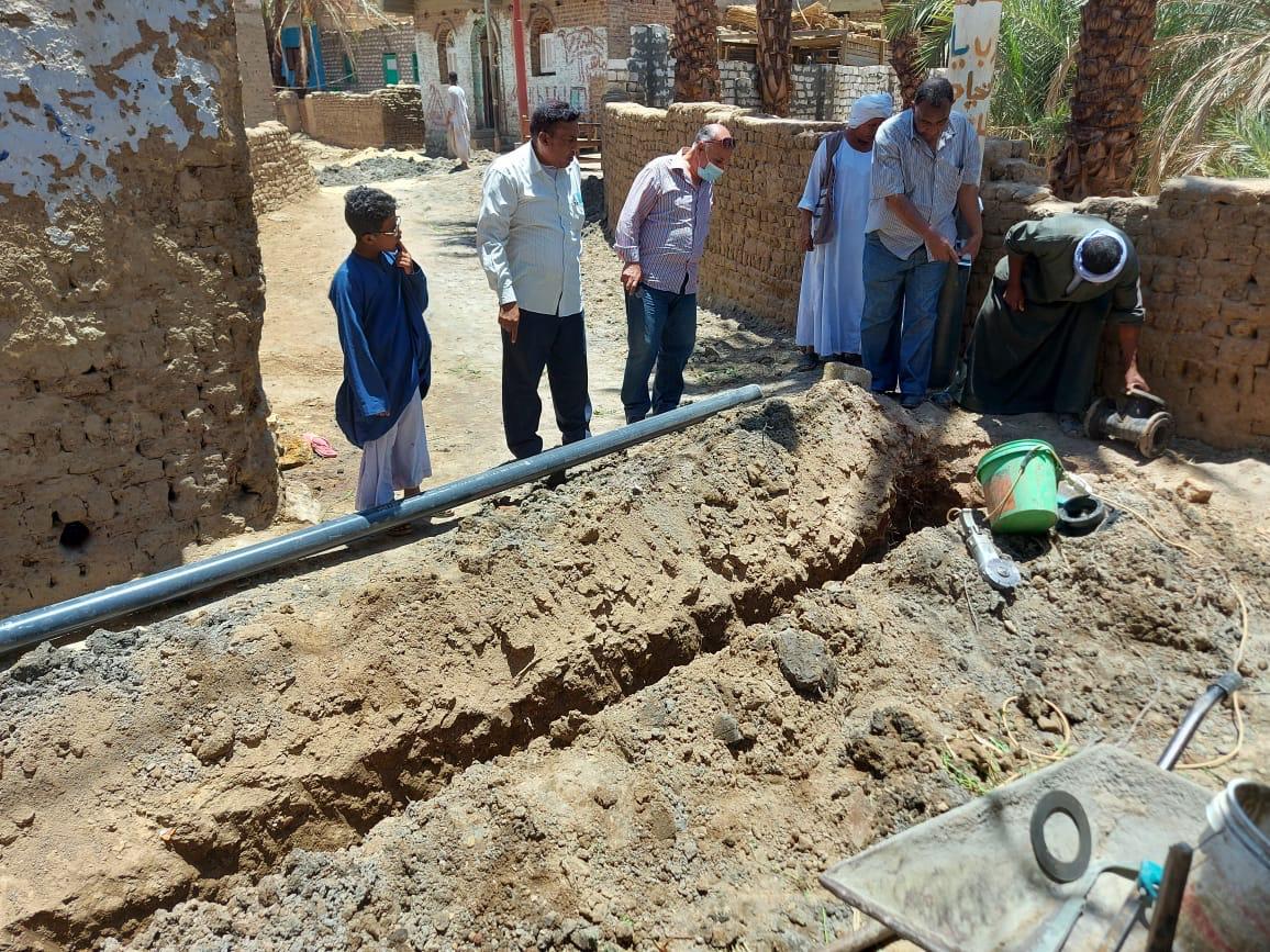 مشروعات توصيل المياه بقرى الاقصر