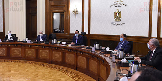 مصطفى مدبولى (2)