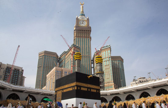 طواف القدوم فى المسجد الحرام  (2)