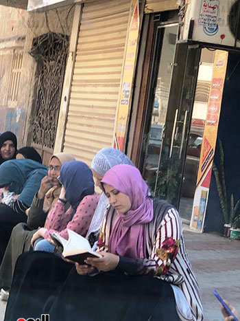 الأمهات-يقرأون-القرآن-أمام-اللجان-بالغربية--(1)