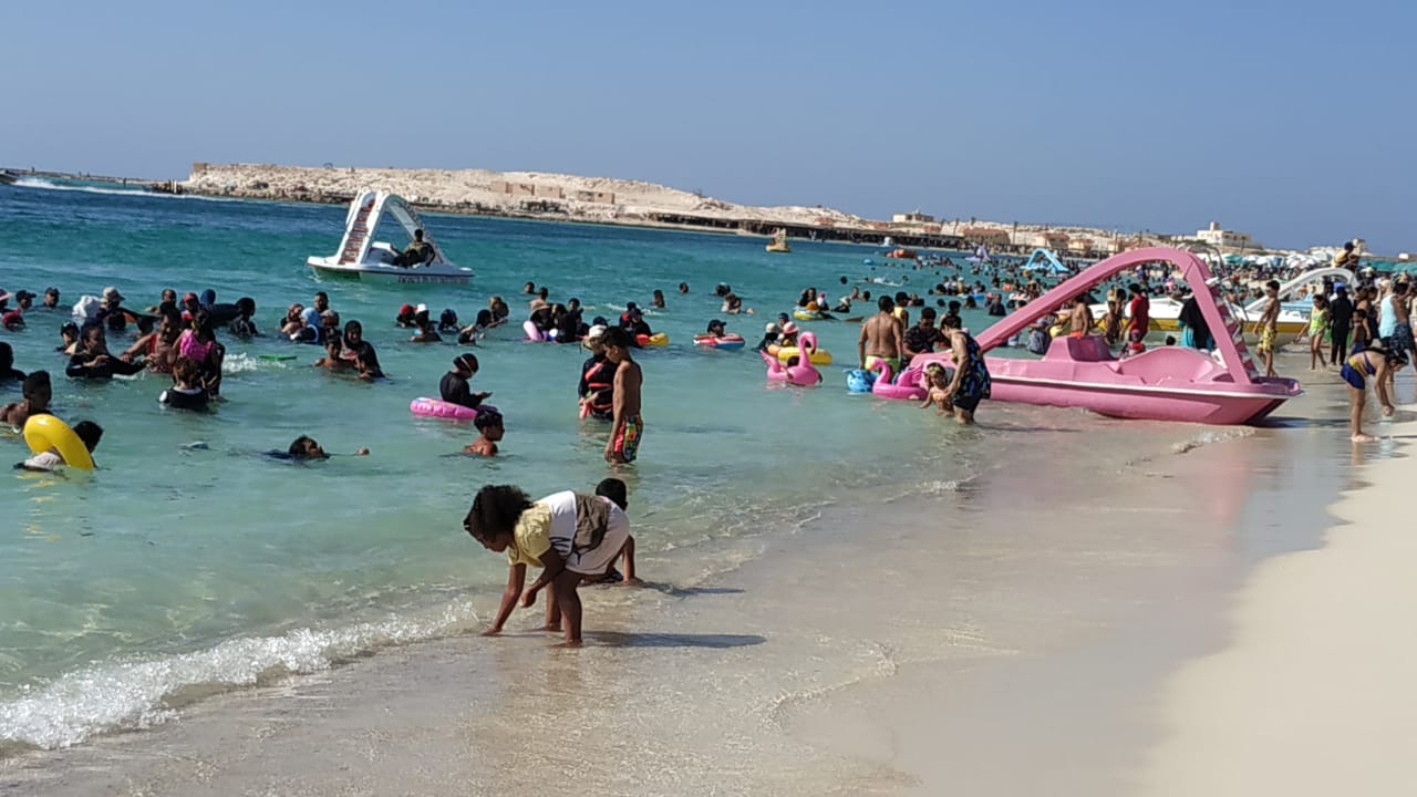 مصيف مطروح سباحة ولعب ولمة