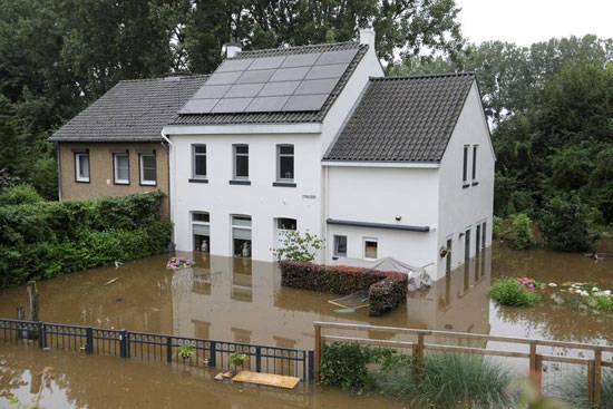 هولندا فيضانات (2)