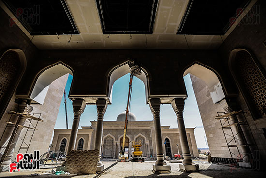 البوابات الرئيسيه لمسجد مصر