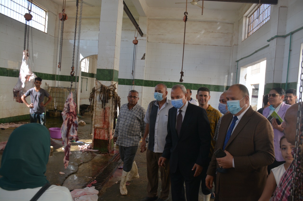 متابعة استقبال المواطنين لذبح الاضاحى بالمجازر متابعة استقبال المواطنين لذبح الاضاحى بالمجازر