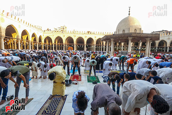 صلاة العيد في جامع عمرو بن العاص (10)