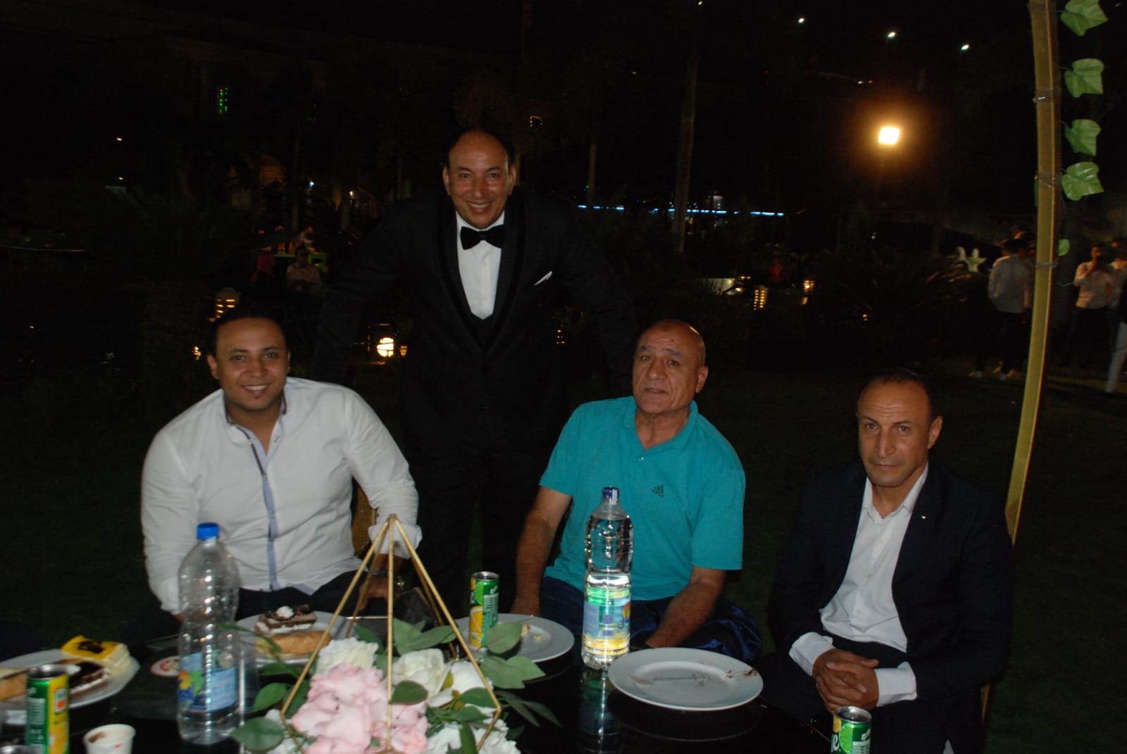 الحضور في حفل زفاف نجلة محمد محتار مدير اداري الطلائع