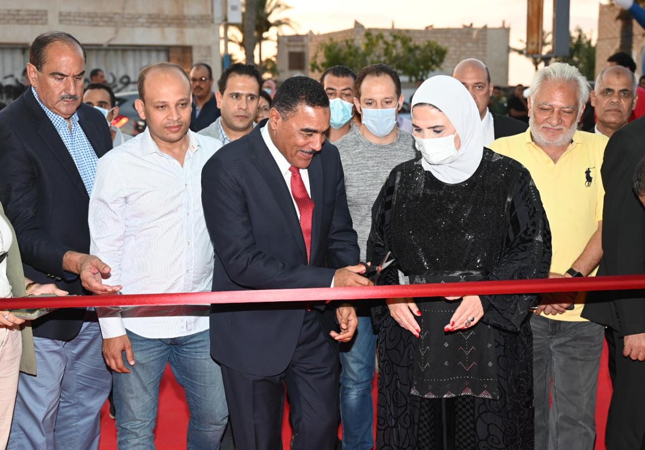 وزيرة التضامن تفتتح المعرض وزيرة التضامن تفتتح المعرض